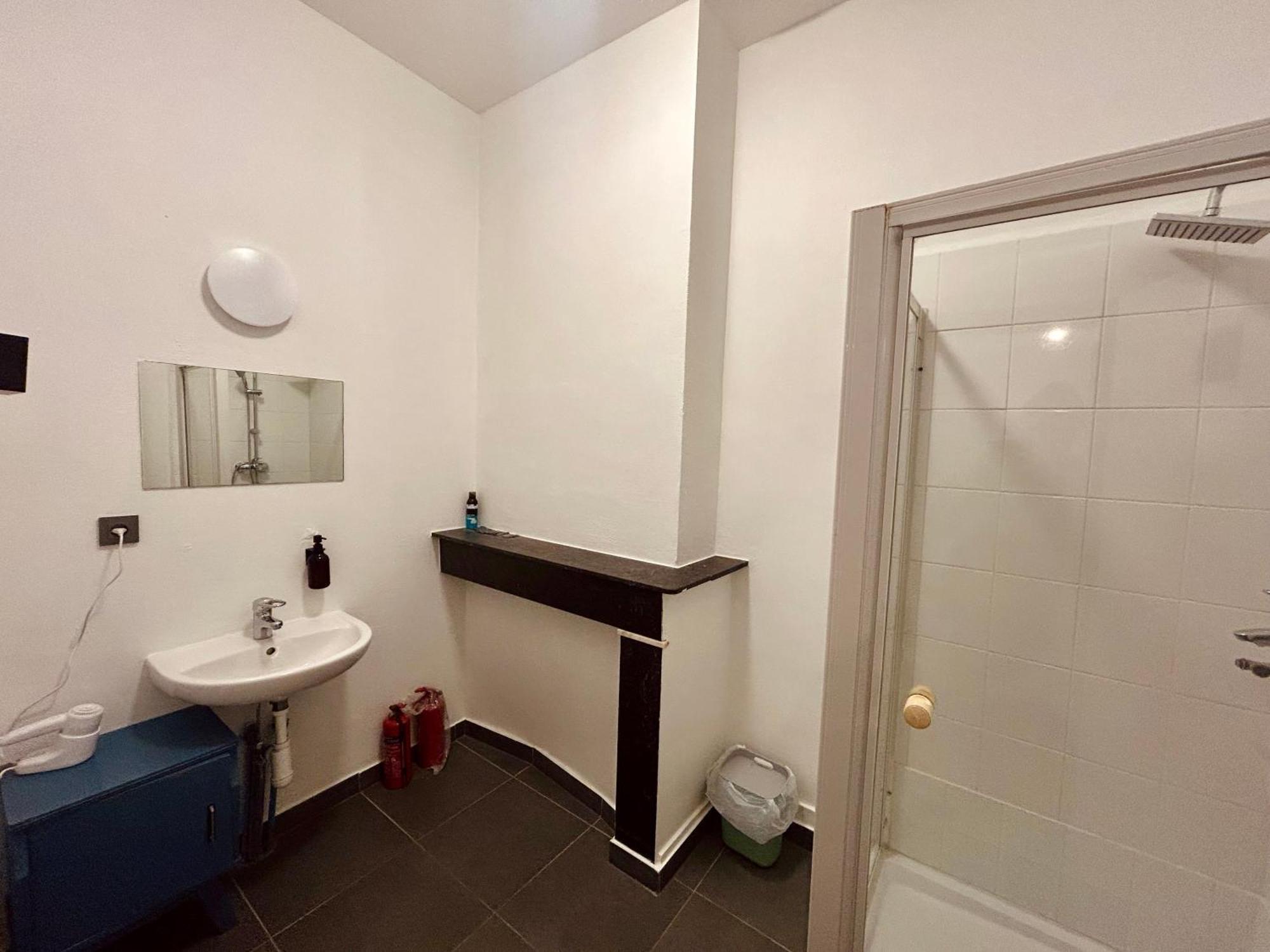 European District Hostel Brüksel Dış mekan fotoğraf