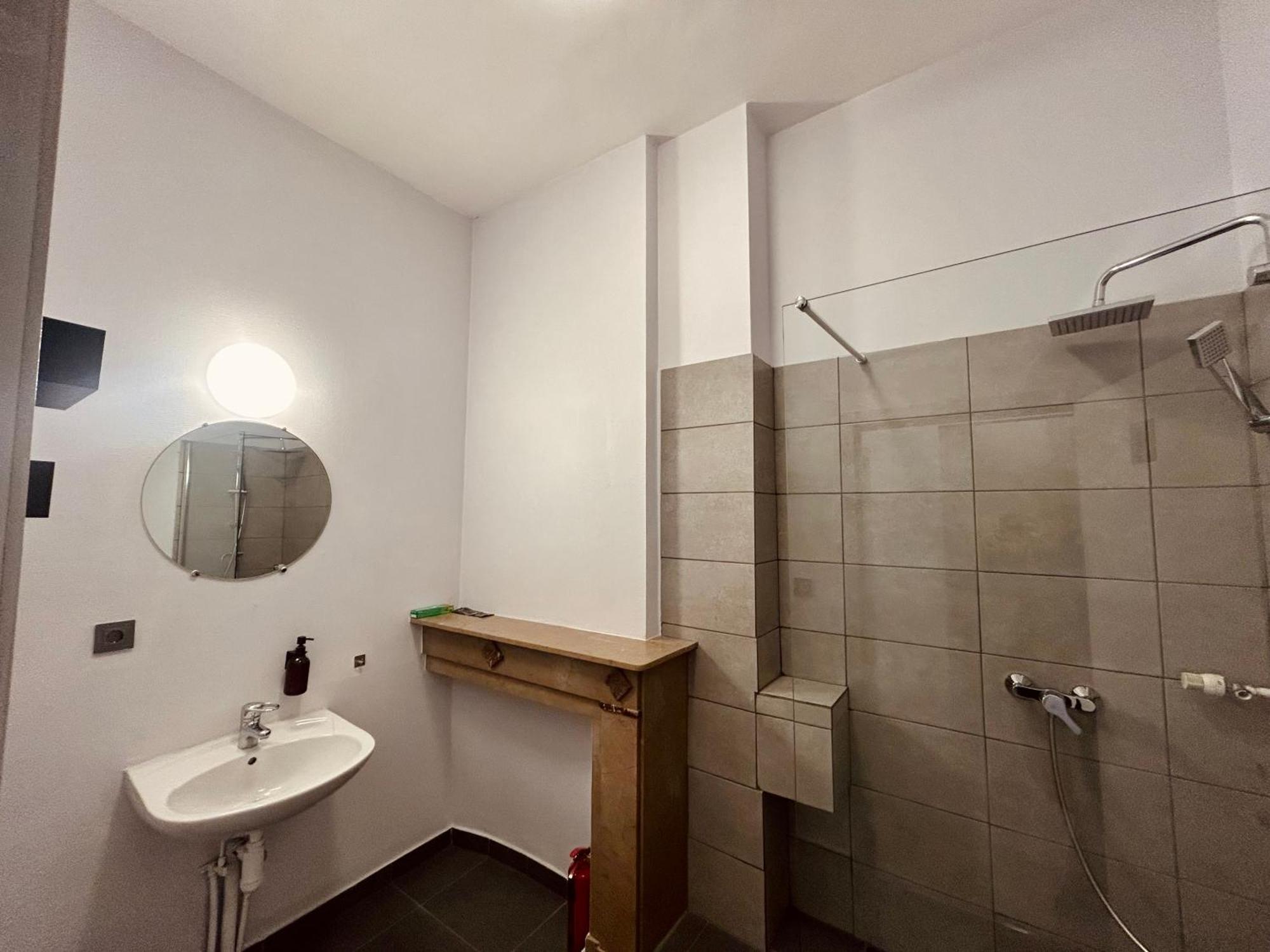European District Hostel Brüksel Dış mekan fotoğraf