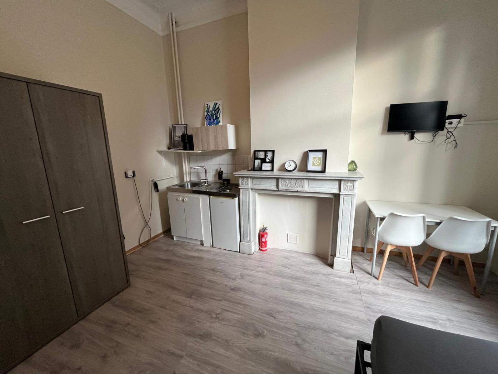 European District Hostel Brüksel Dış mekan fotoğraf