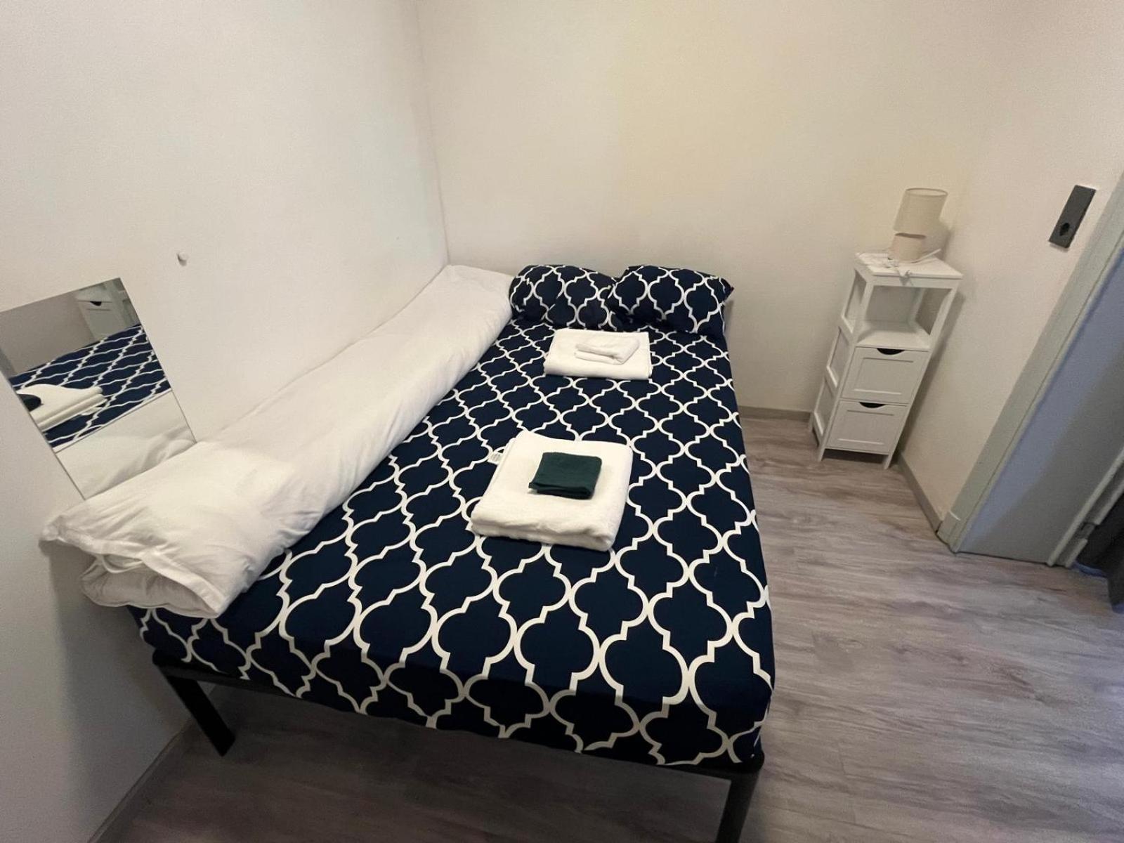 European District Hostel Brüksel Dış mekan fotoğraf